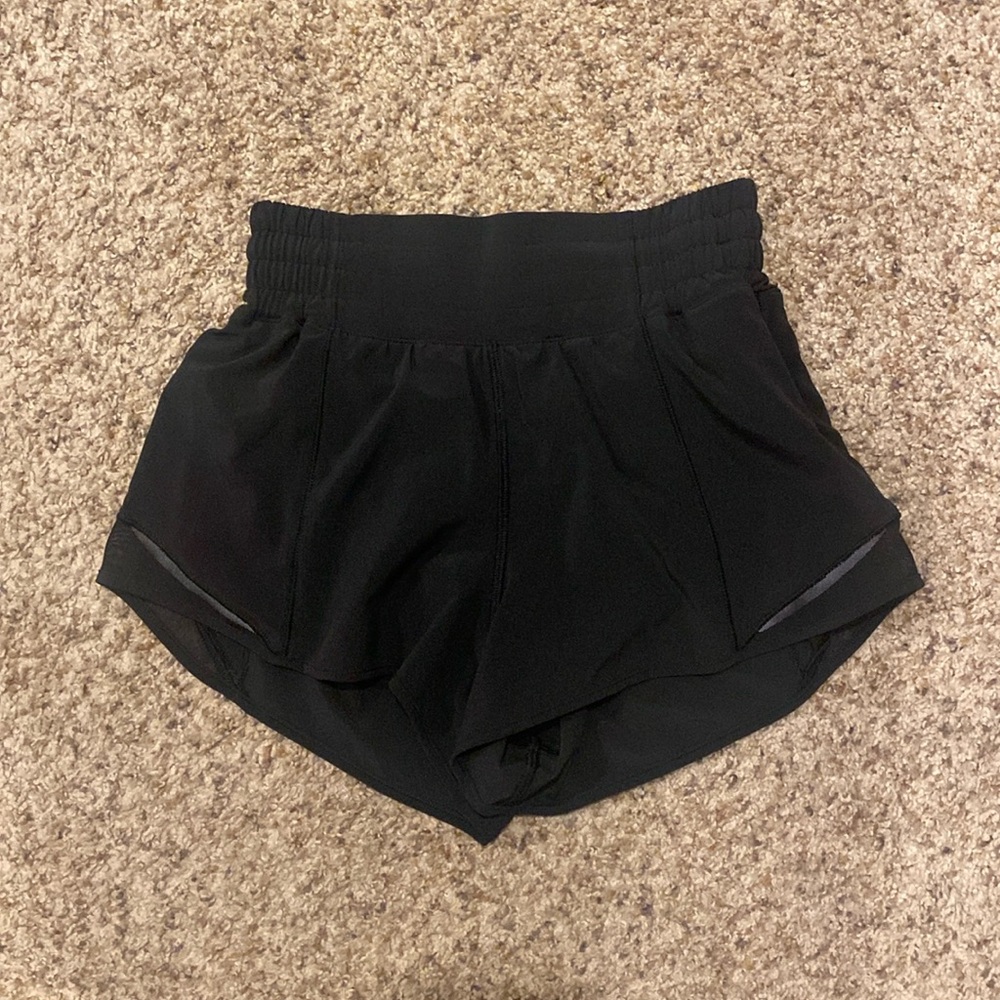 Lululemon Hotty Hot High-Rise Lined Short, 2.5”